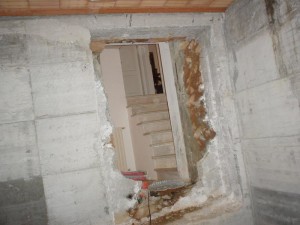 24E - Accostamento di nuova e vecchia struttura visto dall'interno